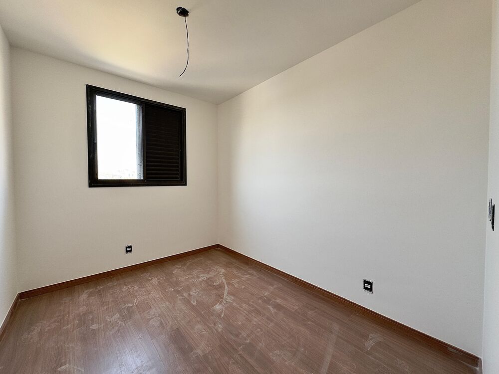 Apartamento à venda com 3 quartos, 75m² - Foto 10