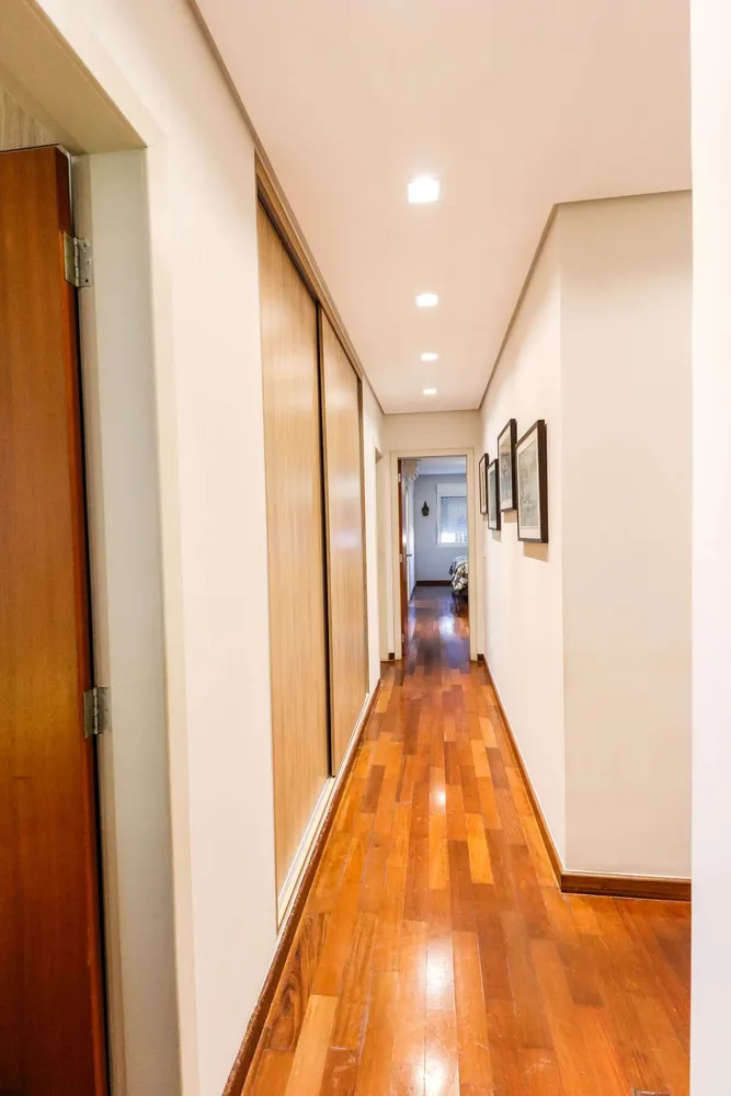 Casa, 5 quartos, 541 m² - Foto 1