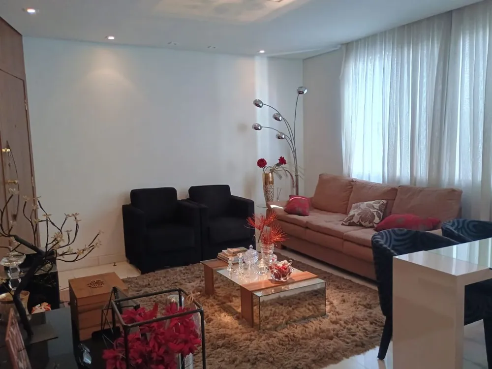 Apartamento, 3 quartos, 190 m² - Foto 1