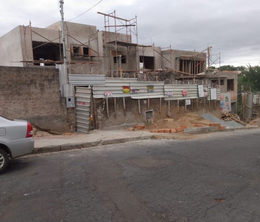 Casa à venda com 3 quartos, 44m² - Foto 7