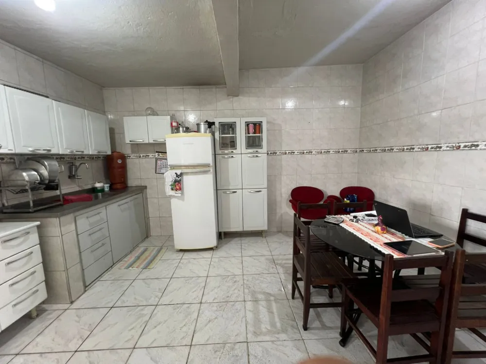 Casa, 3 quartos, 360000 m² - Foto 2