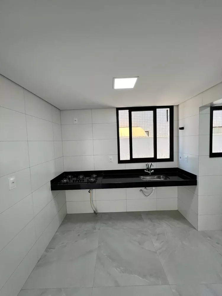 Apartamento à venda com 3 quartos, 68m² - Foto 3