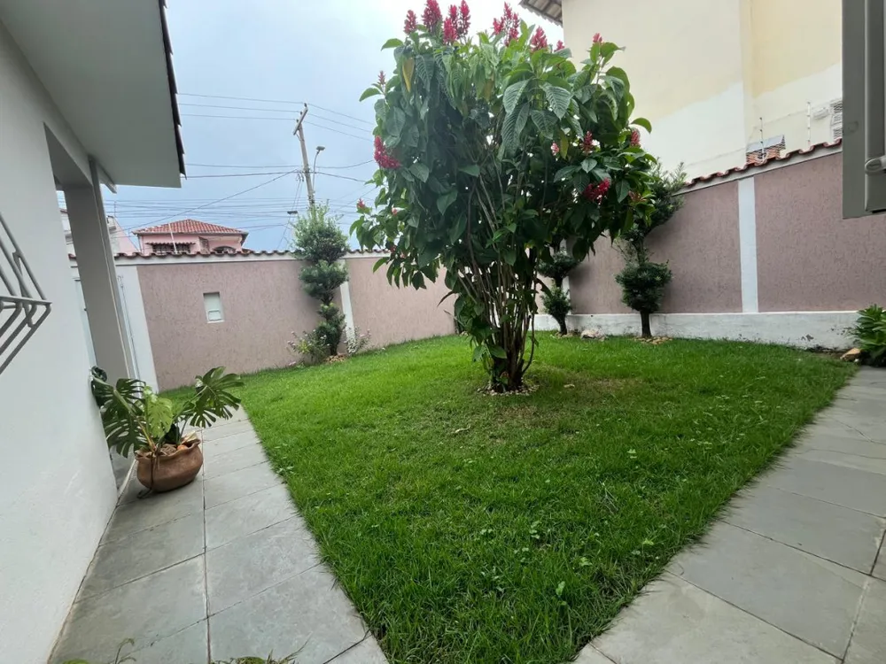 Casa, 3 quartos, 204 m² - Foto 2