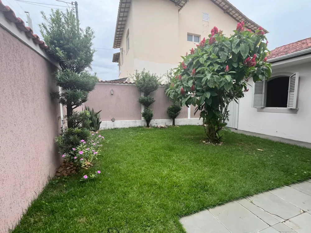 Casa, 3 quartos, 204 m² - Foto 1
