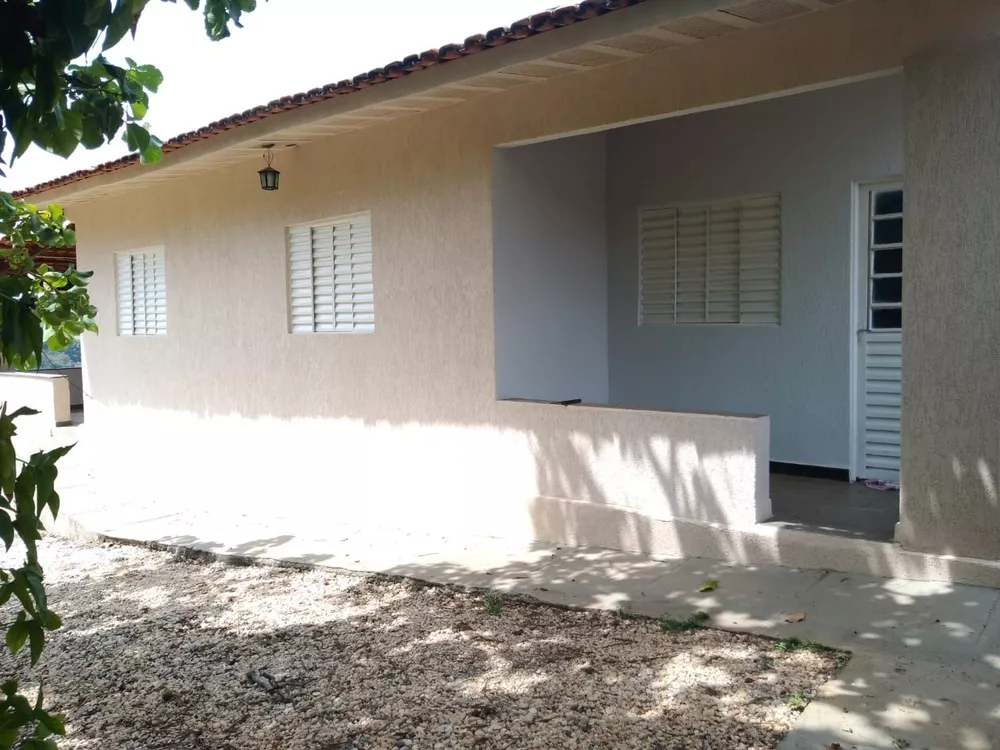 Casa à venda com 2 quartos, 385m² - Foto 1