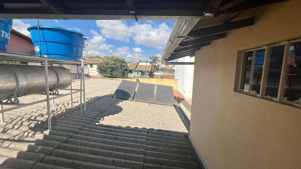 Casa à venda com 3 quartos, 194m² - Foto 8