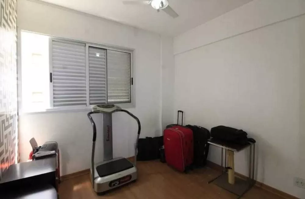 Apartamento para alugar com 4 quartos, 160m² - Foto 29