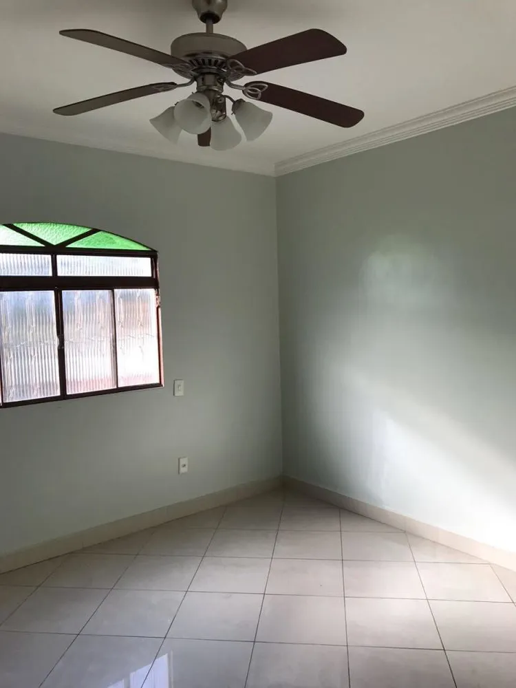 Casa, 5 quartos, 300 m² - Foto 4