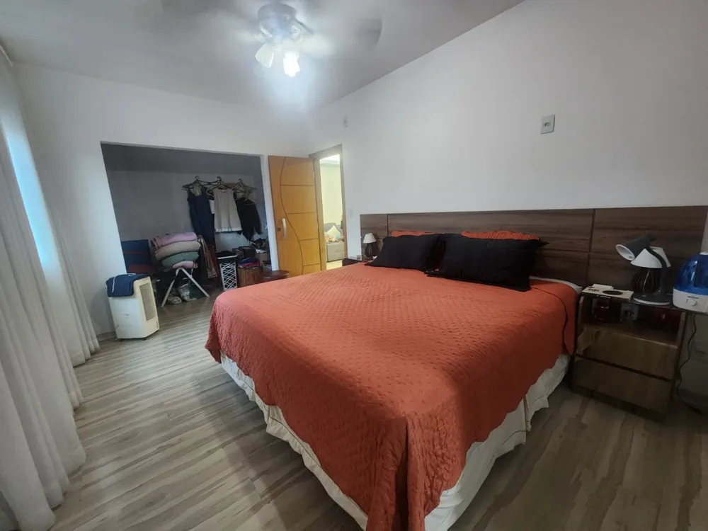 Casa, 4 quartos, 200 m² - Foto 11