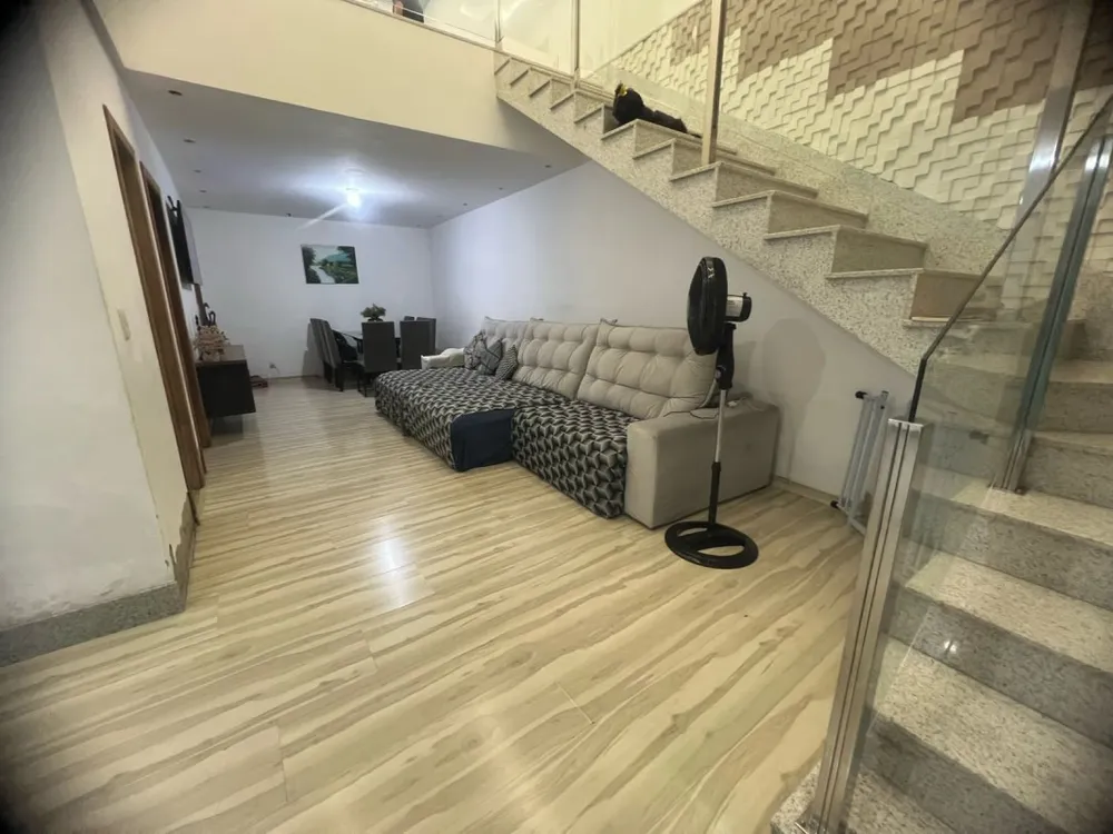 Casa, 4 quartos, 200 m² - Foto 2