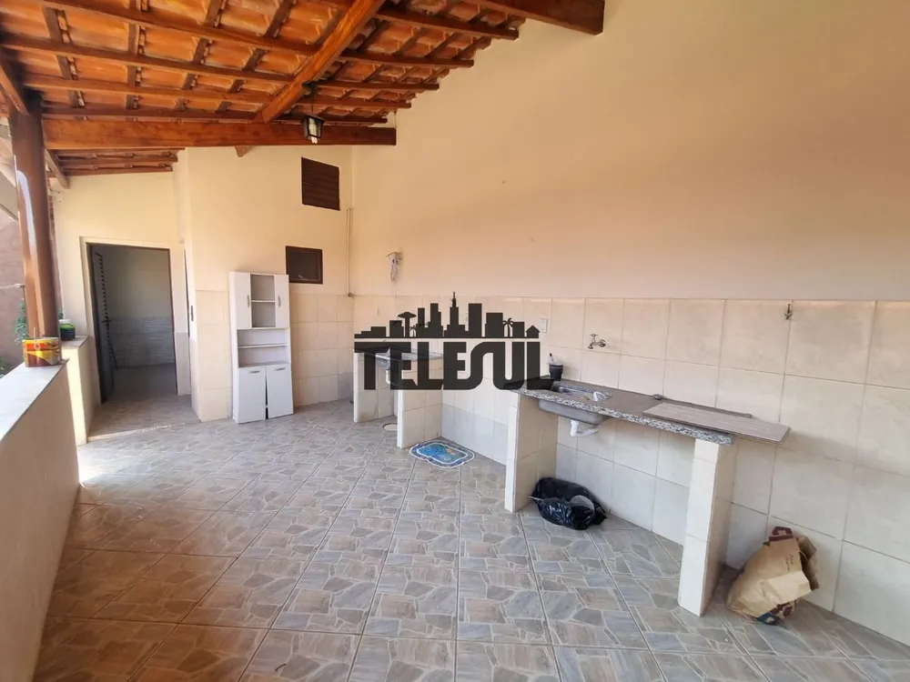 Casa, 3 quartos, 250 m² - Foto 14