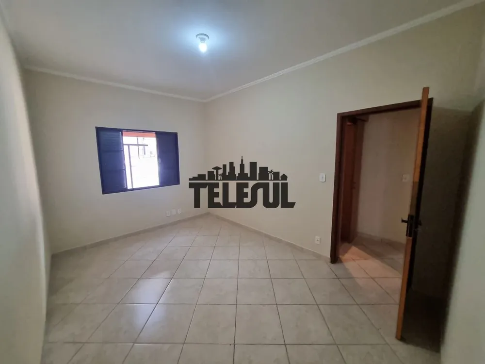 Casa, 3 quartos, 250 m² - Foto 8