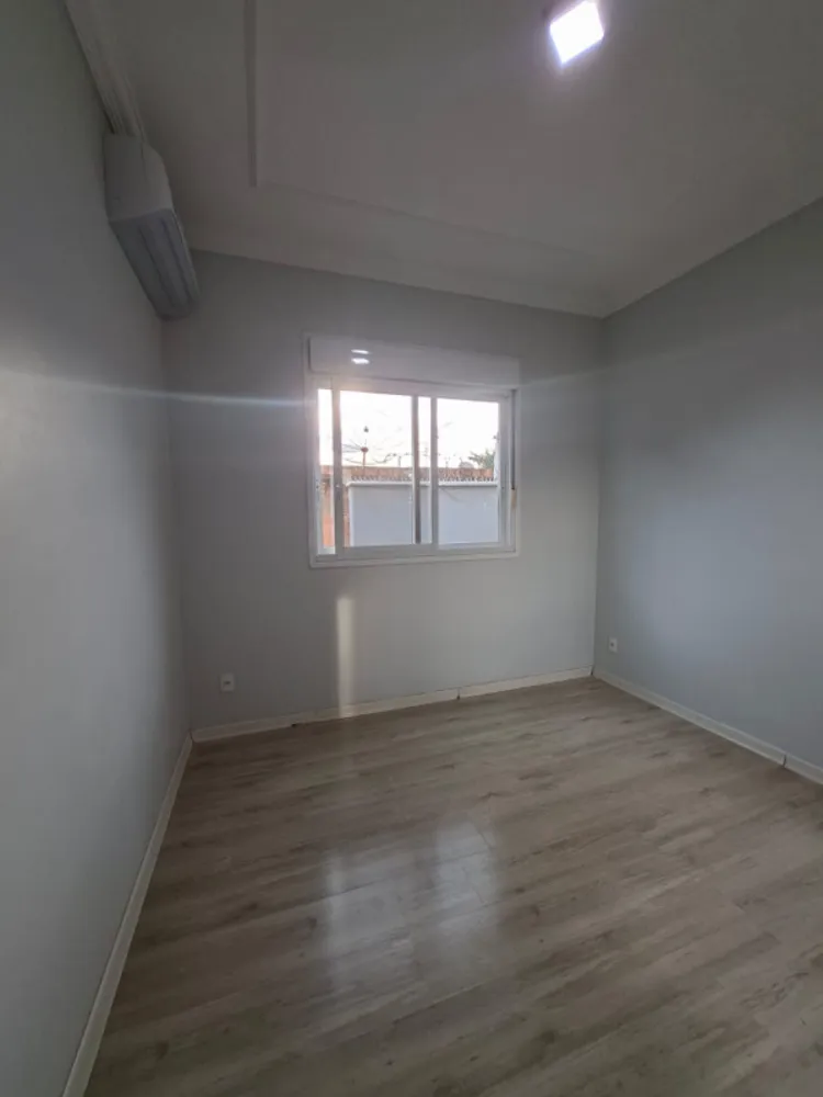 Casa, 4 quartos, 240 m² - Foto 9