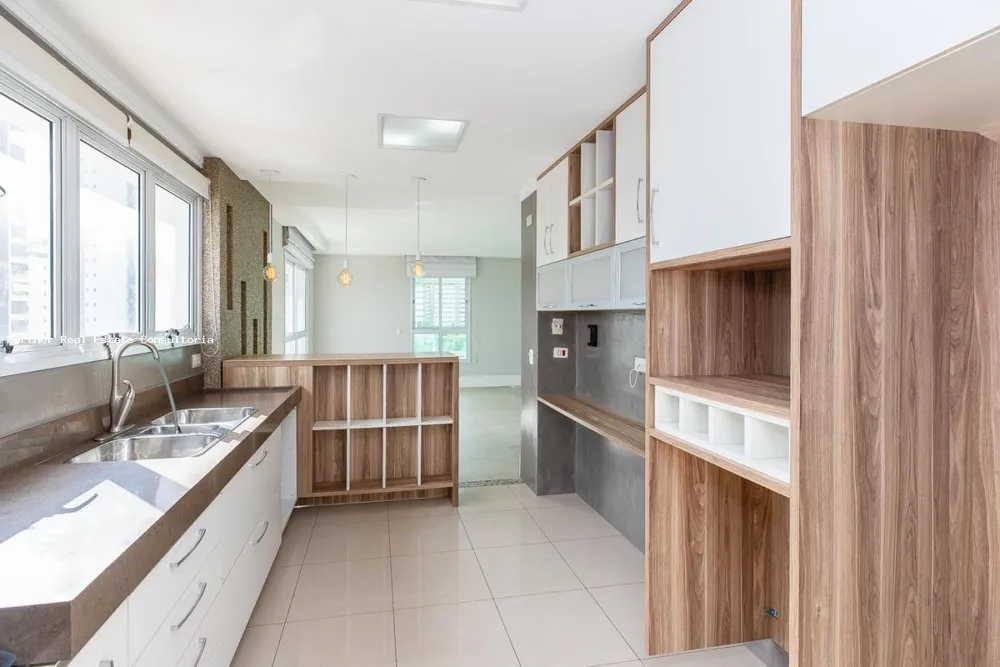 Apartamento, 3 quartos, 155 m² - Foto 1