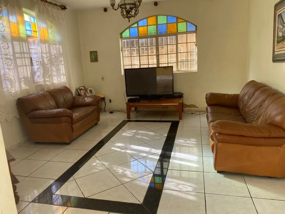 Casa, 3 quartos, 187 m² - Foto 2