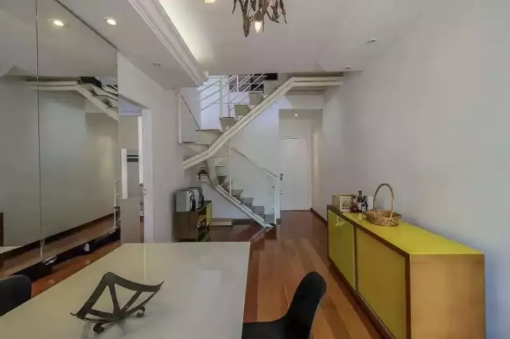 Apartamento, 3 quartos, 160 m² - Foto 1