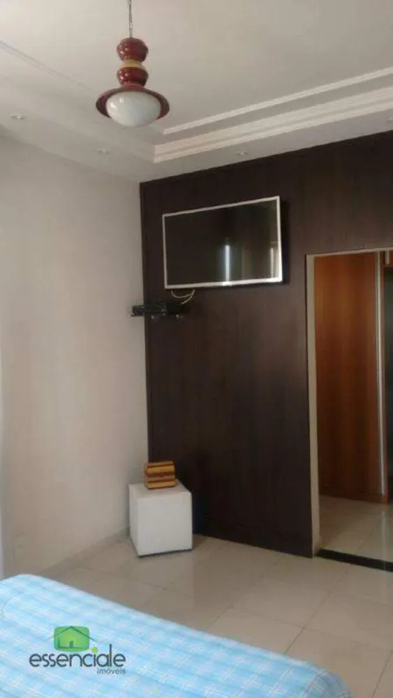 Casa, 4 quartos, 315 m² - Foto 4