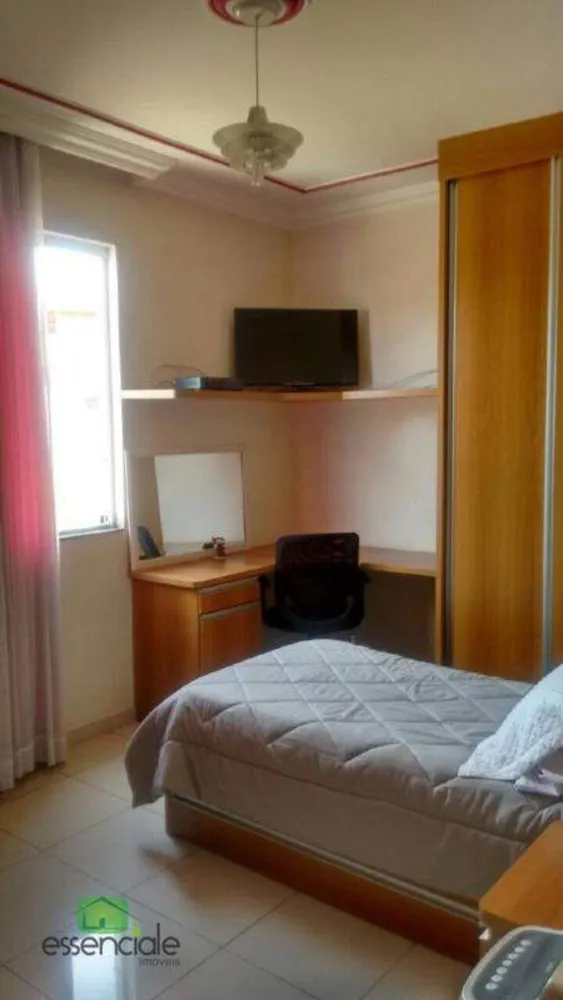 Casa, 4 quartos, 315 m² - Foto 9