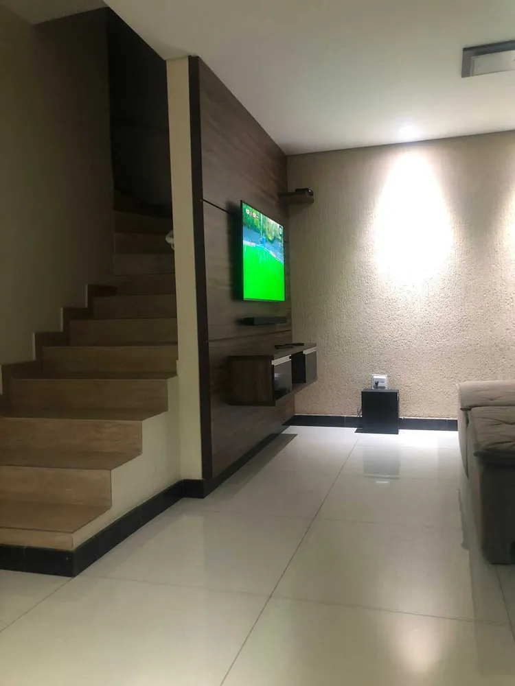 Casa, 3 quartos, 107 m² - Foto 2