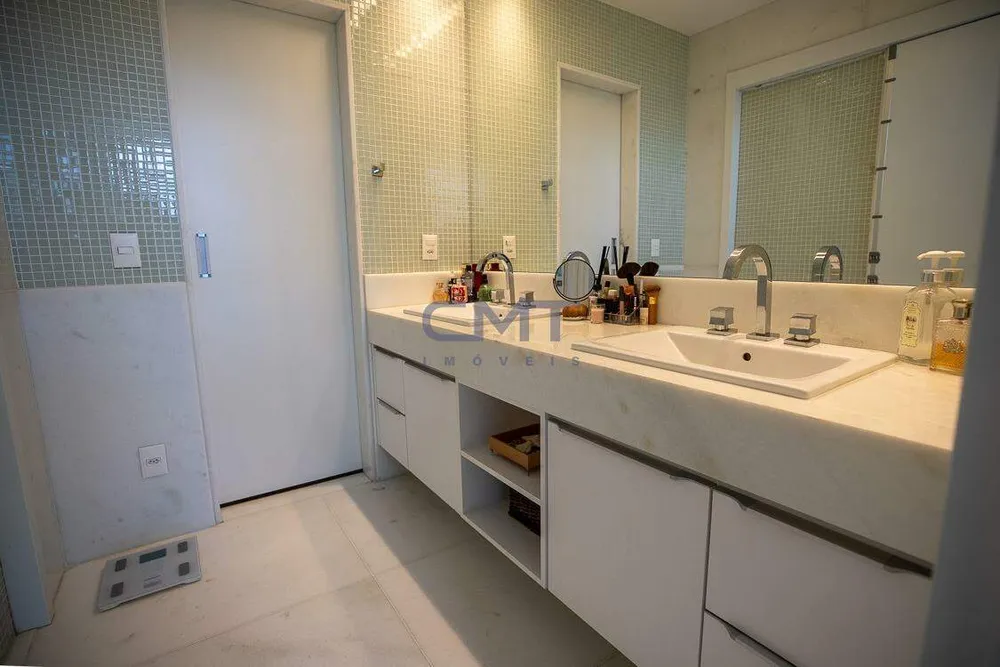Apartamento, 4 quartos, 197 m² - Foto 10