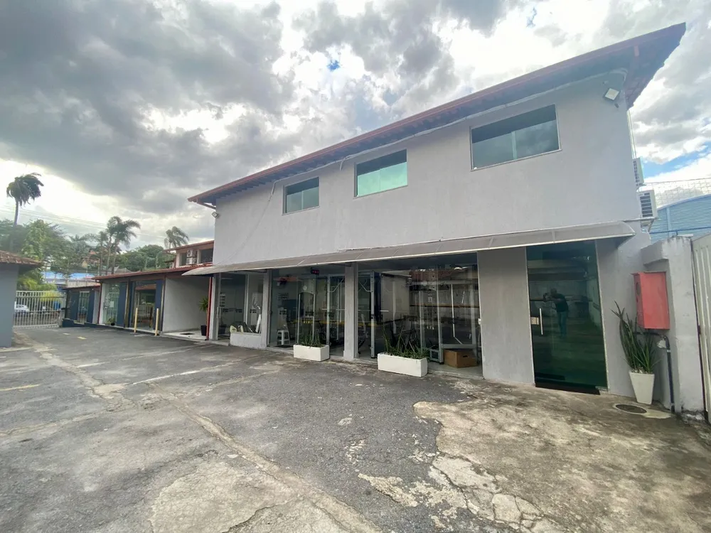 Casa, 10 quartos, 1248 m² - Foto 4