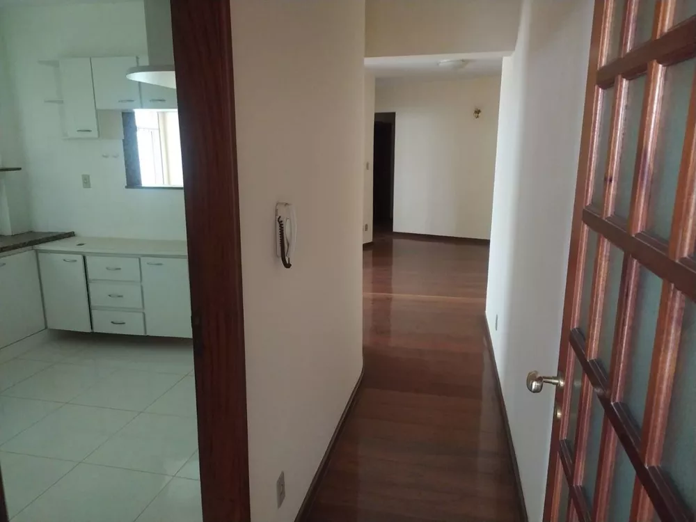 Apartamento à venda com 3 quartos, 157m² - Foto 7