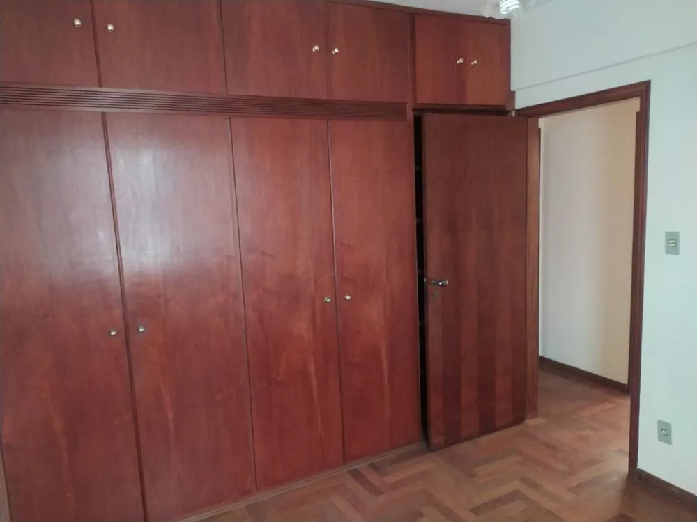 Apartamento à venda com 3 quartos, 157m² - Foto 17