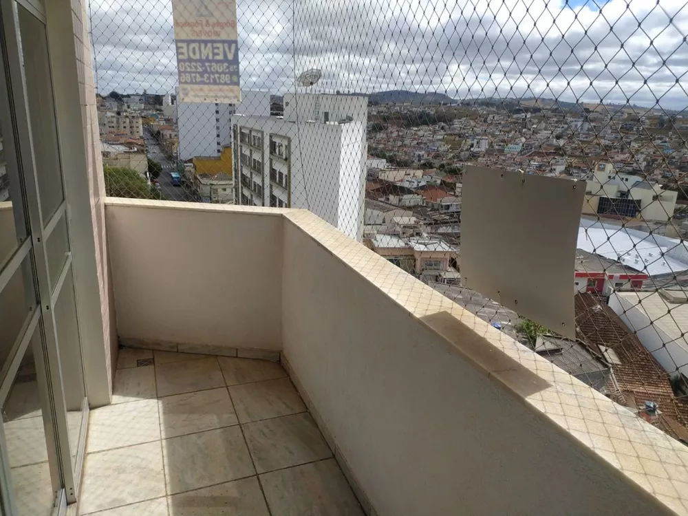 Apartamento à venda com 3 quartos, 157m² - Foto 6