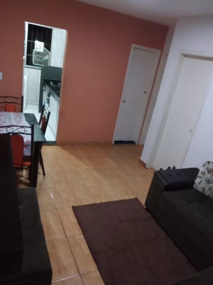 Apartamento à venda com 2 quartos, 44m² - Foto 3