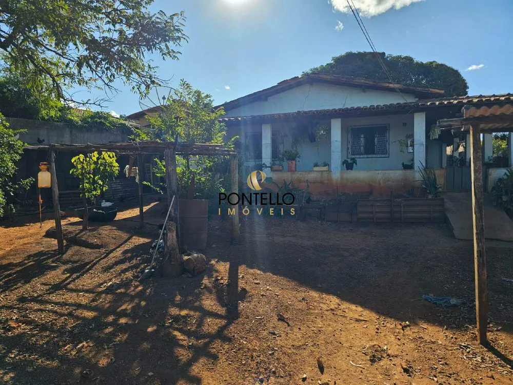 Chácara, 3 quartos, 1350 m² - Foto 2