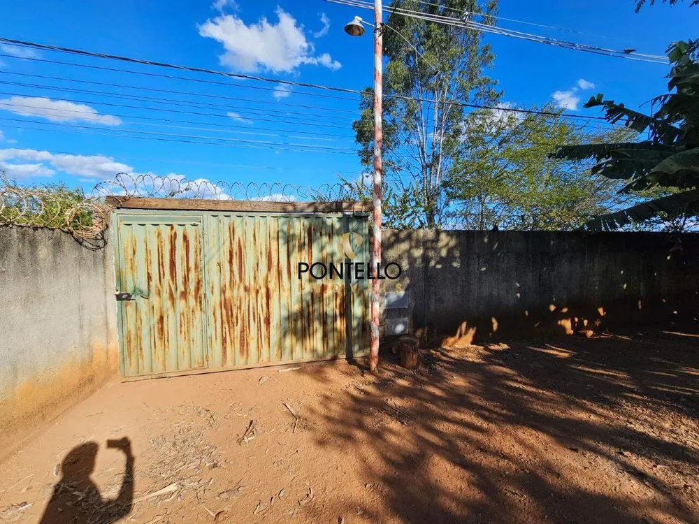 Chácara, 3 quartos, 1350 m² - Foto 3