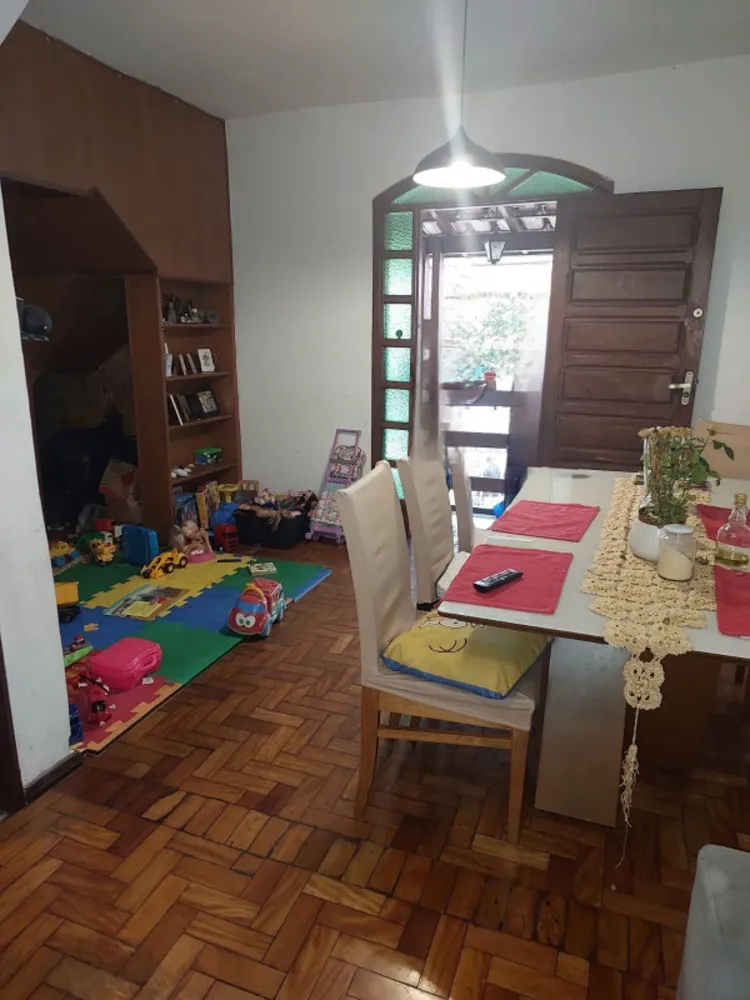 Casa, 3 quartos, 250 m² - Foto 2