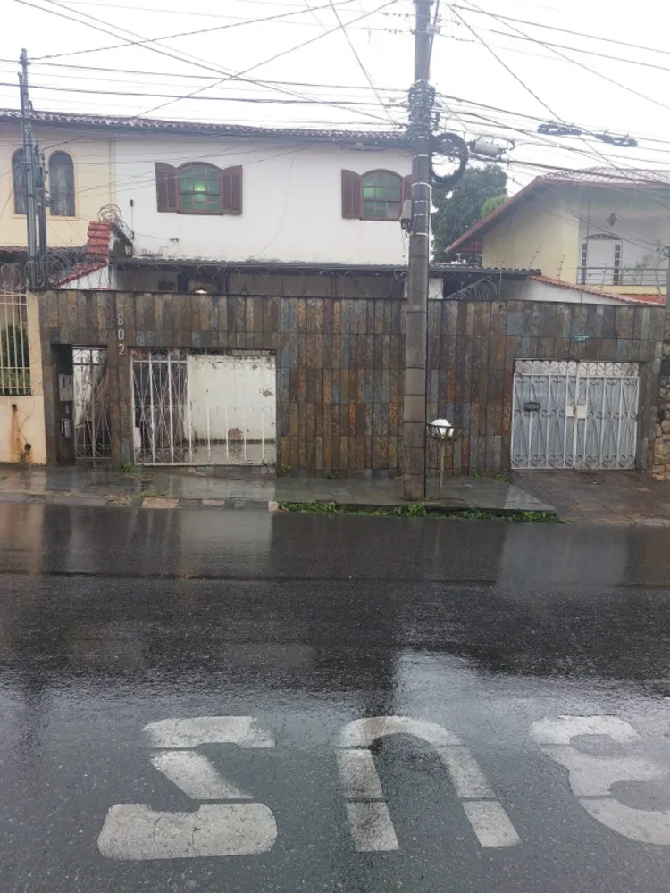 Casa, 3 quartos, 250 m² - Foto 1