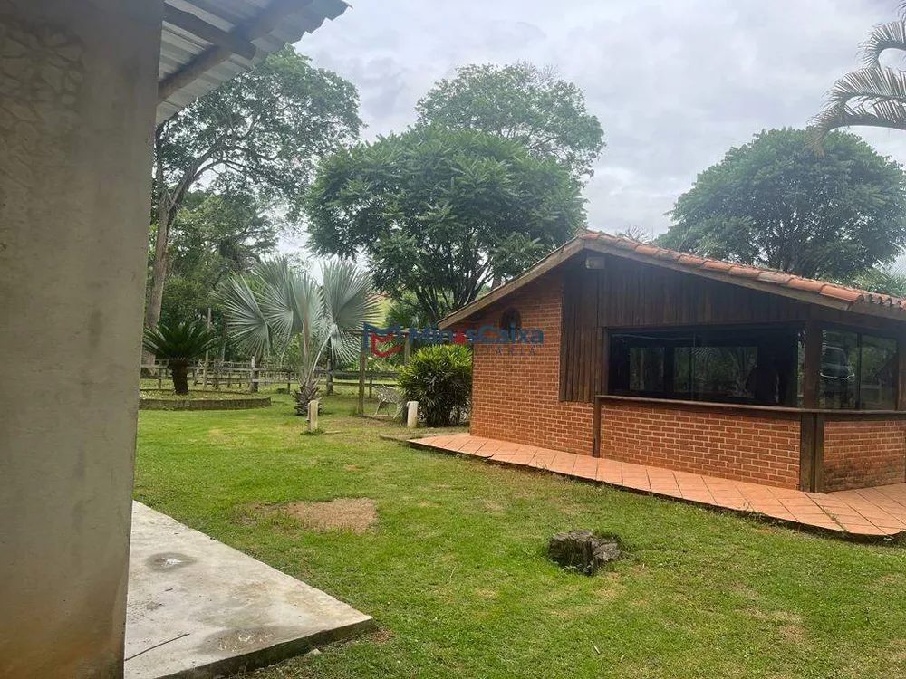 Chácara à venda com 1 quarto, 400m² - Foto 4