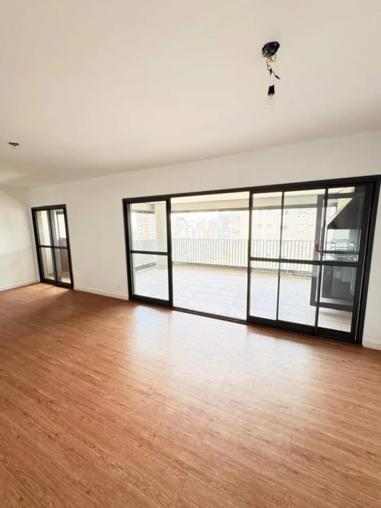 Apartamento, 3 quartos, 150 m² - Foto 1