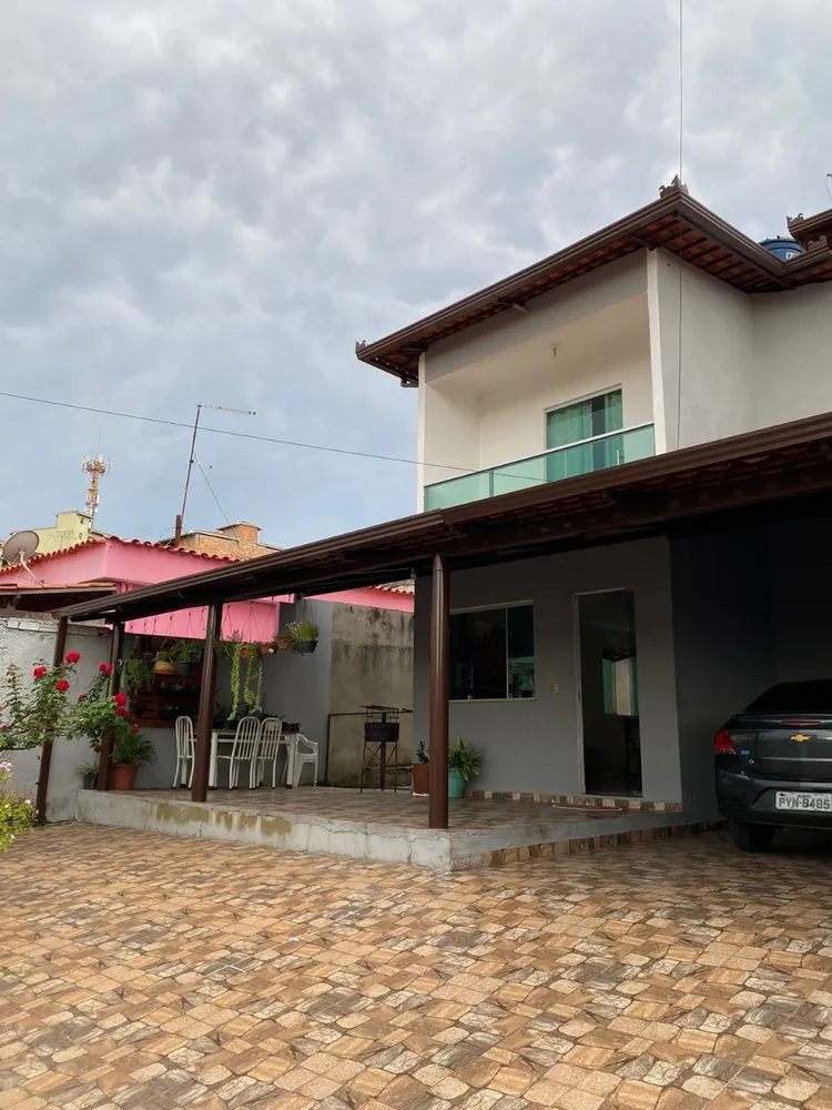 Casa, 3 quartos, 200 m² - Foto 1