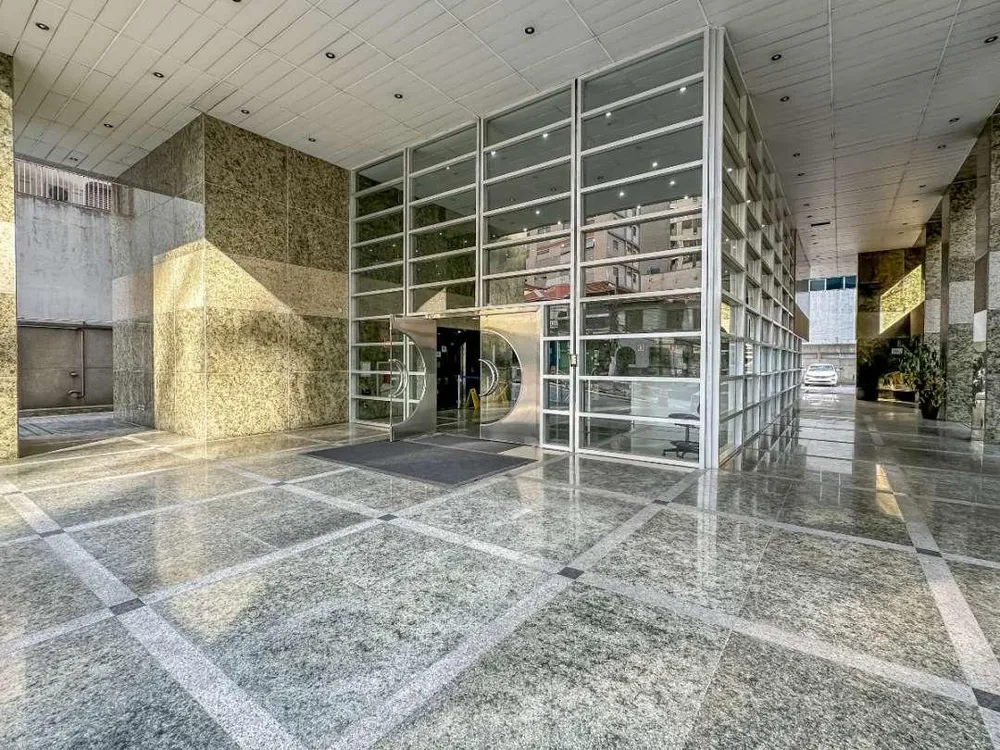 Sala-Conjunto, 1500 m² - Foto 2