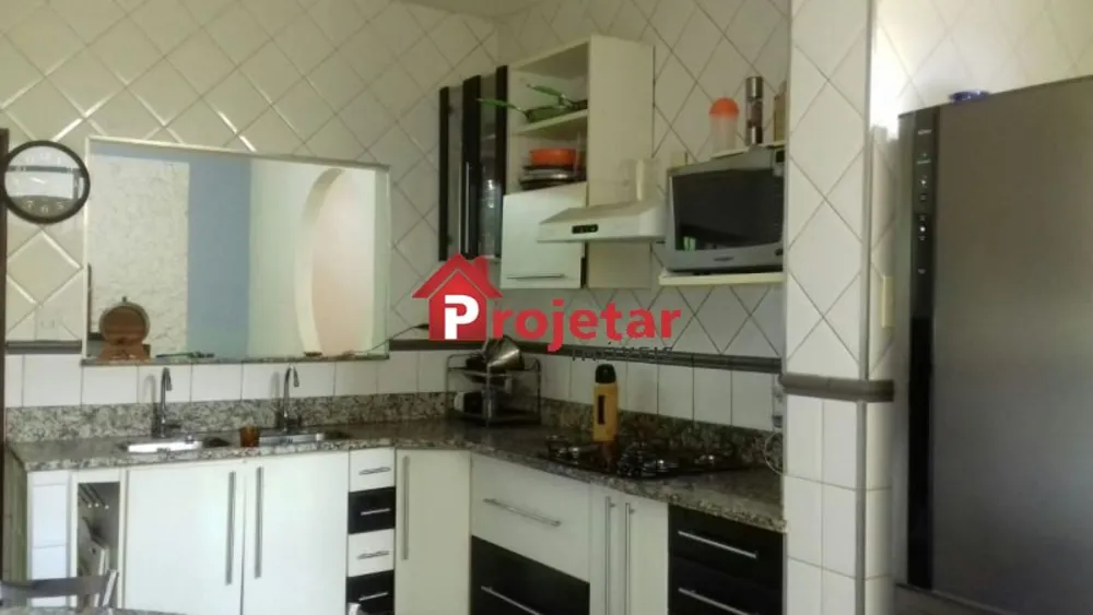 Casa, 4 quartos, 270 m² - Foto 8