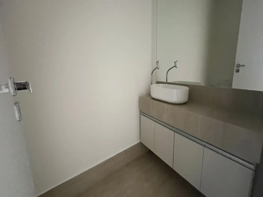 Apartamento, 3 quartos, 2200 m² - Foto 5