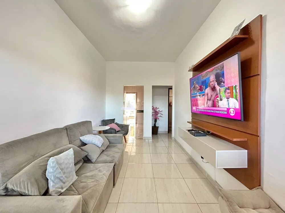 Casa à venda com 2 quartos, 103m² - Foto 3