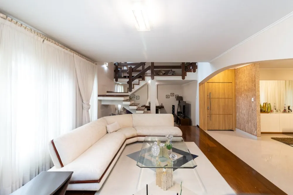 Casa, 4 quartos, 528 m² - Foto 1