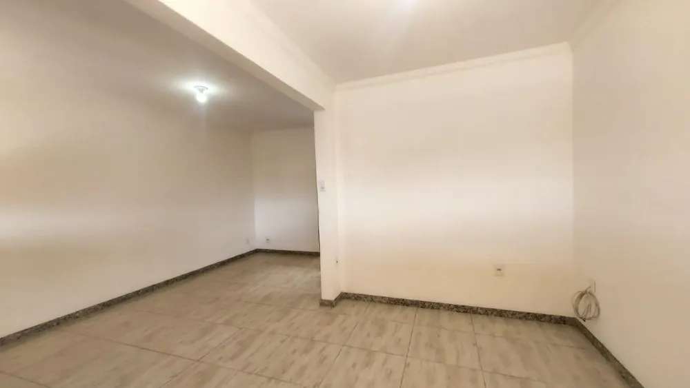 Casa, 3 quartos, 220 m² - Foto 2