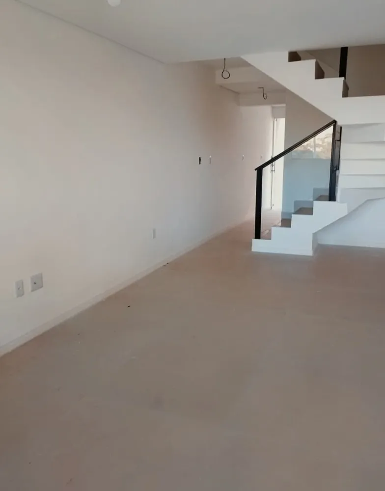 Casa, 2 quartos, 80 m² - Foto 1