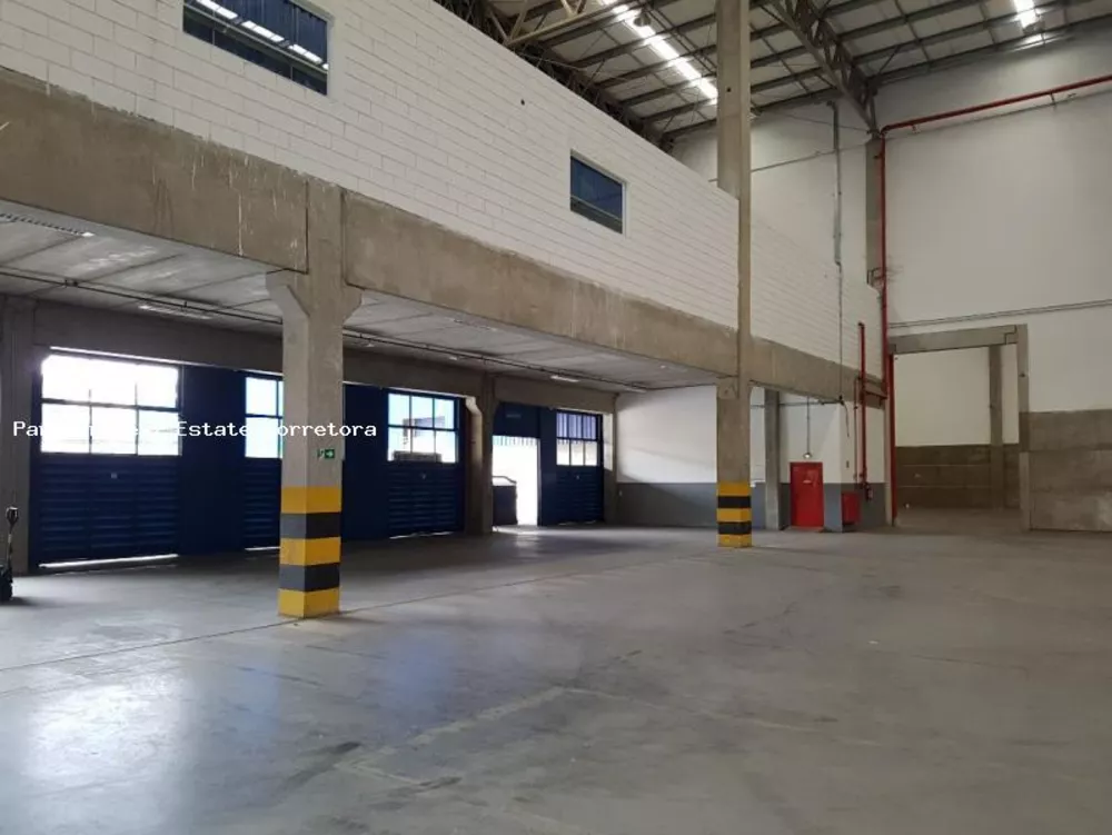 Depósito-Galpão-Armazém para alugar, 3711m² - Foto 3