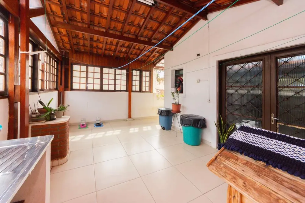 Casa, 6 quartos, 342 m² - Foto 7