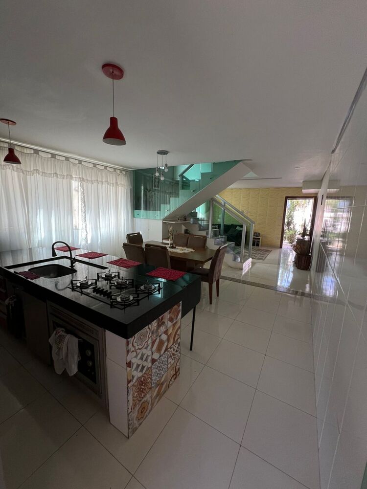 Casa à venda com 3 quartos, 240m² - Foto 5