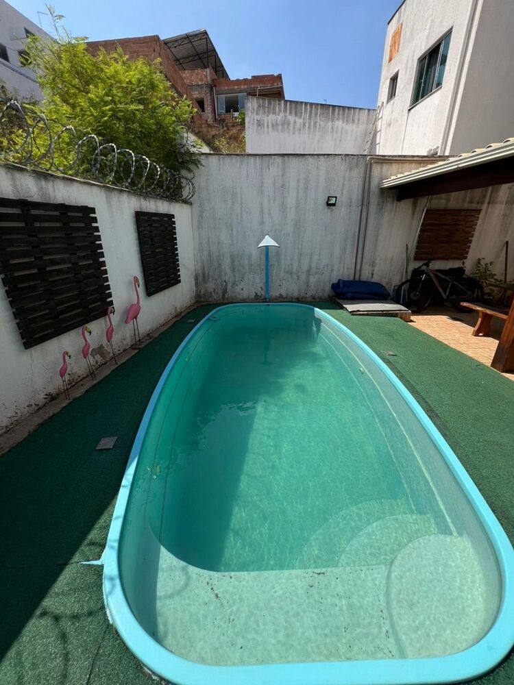Casa à venda com 3 quartos, 240m² - Foto 6