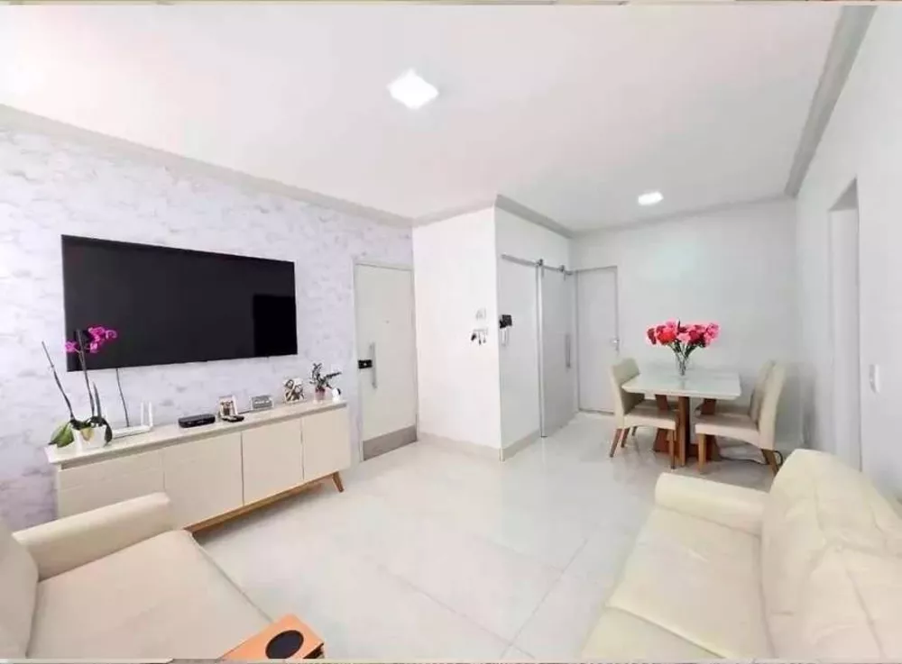 Apartamento à venda com 3 quartos, 71m² - Foto 1