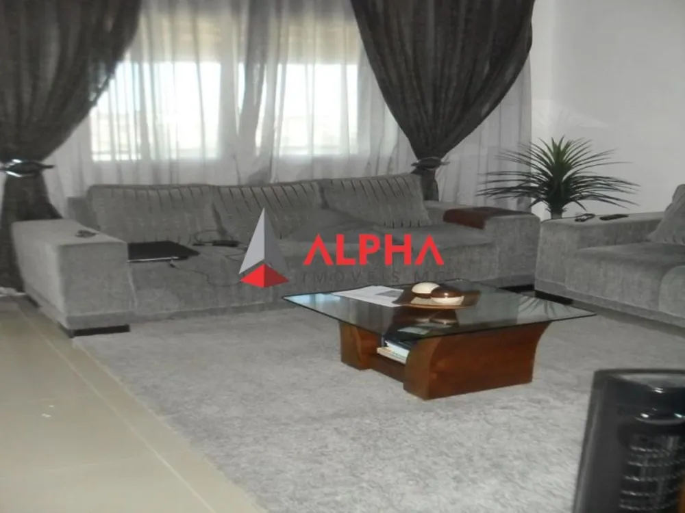 Casa, 2 quartos, 360 m² - Foto 1