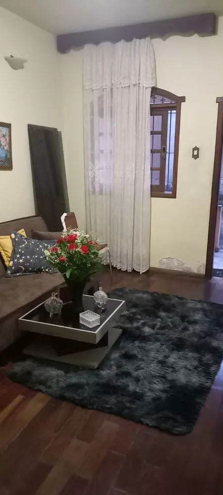 Casa à venda com 5 quartos, 300m² - Foto 9